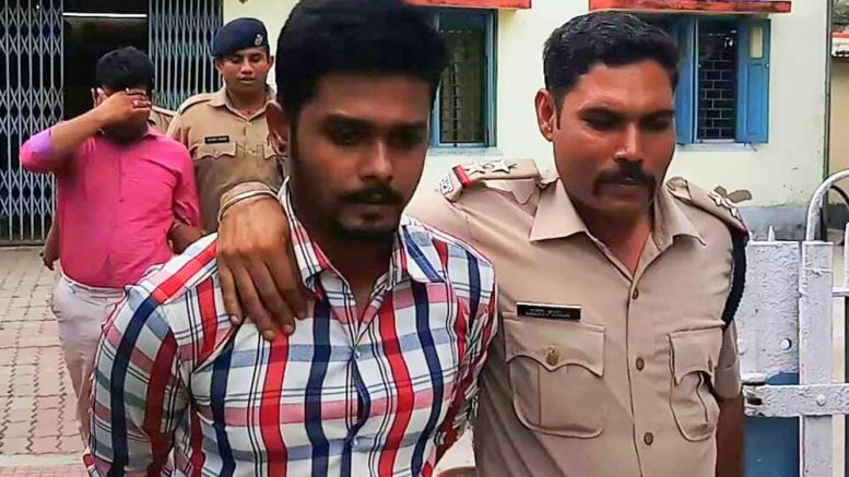 2 accused staff of travel agencies being taken to court in Ranaghat